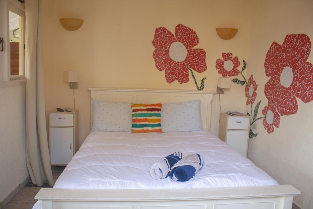 פאלם ביץ' Sunflower Villa Studios מראה חיצוני תמונה