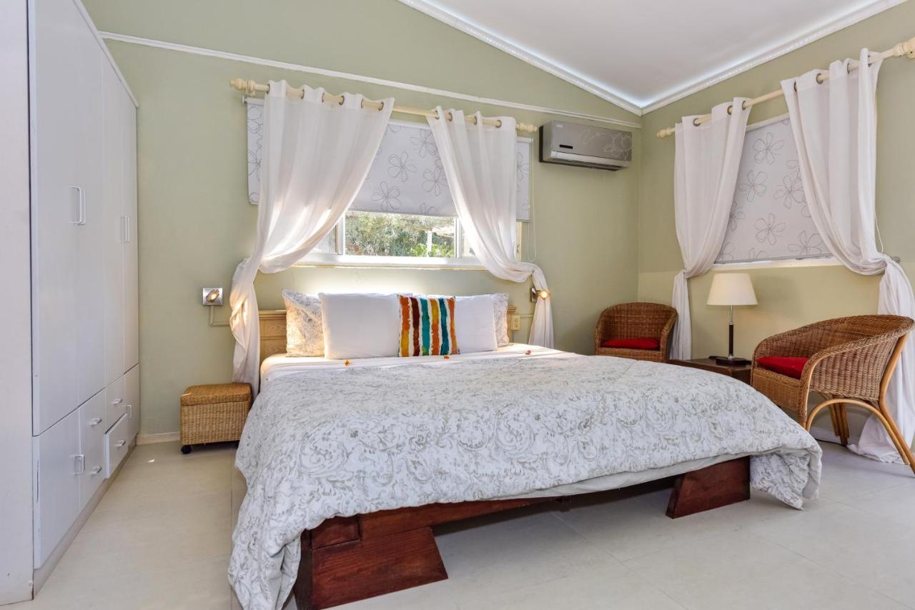 פאלם ביץ' Sunflower Villa Studios מראה חיצוני תמונה