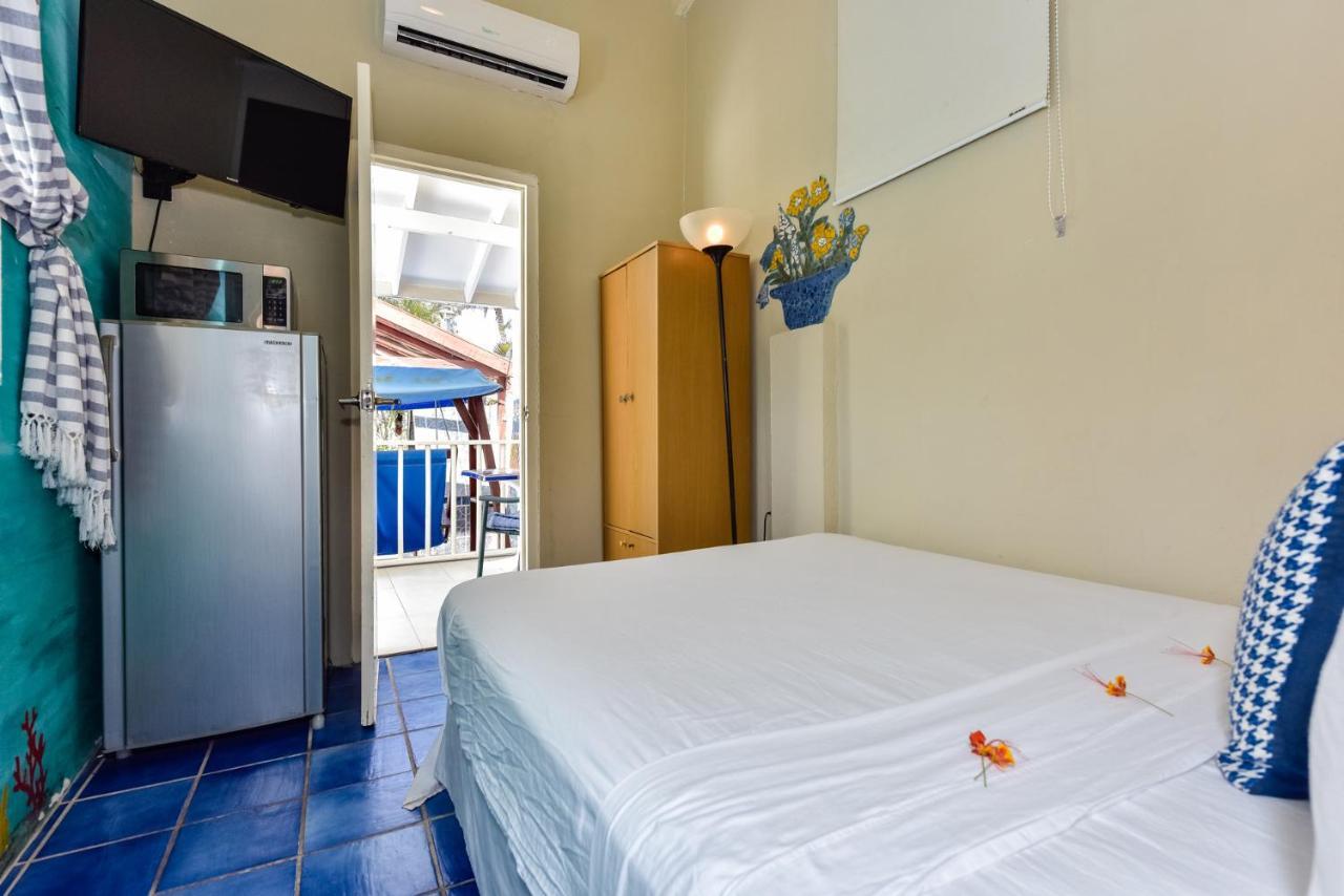 פאלם ביץ' Sunflower Villa Studios מראה חיצוני תמונה
